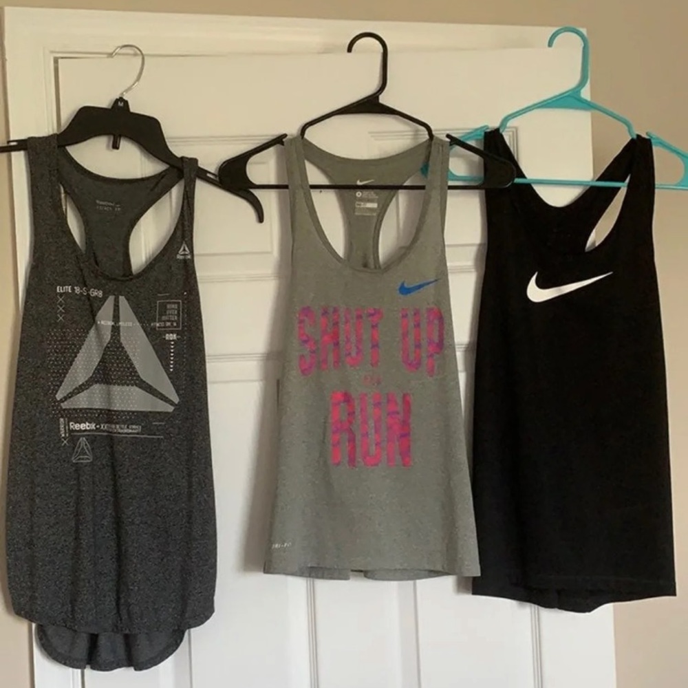 Nike work out tank tops
